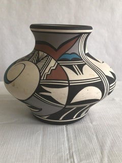 Handbemalte Vase der amerikanischen Ureinwohner aus den 1970er Jahren