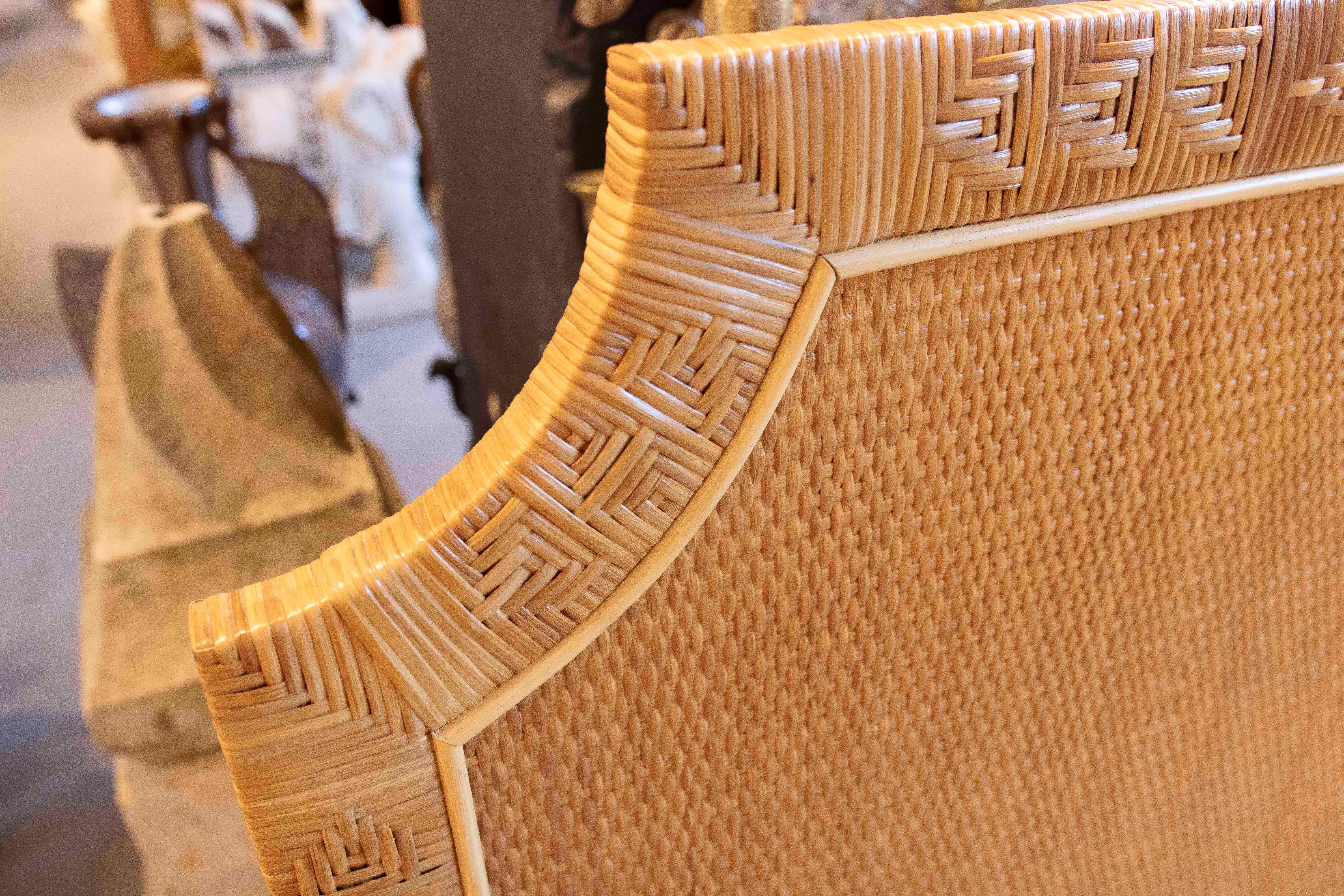XX secolo Testiera in rattan naturale intrecciato a mano degli anni '70 - stile tropicale vintage in vendita