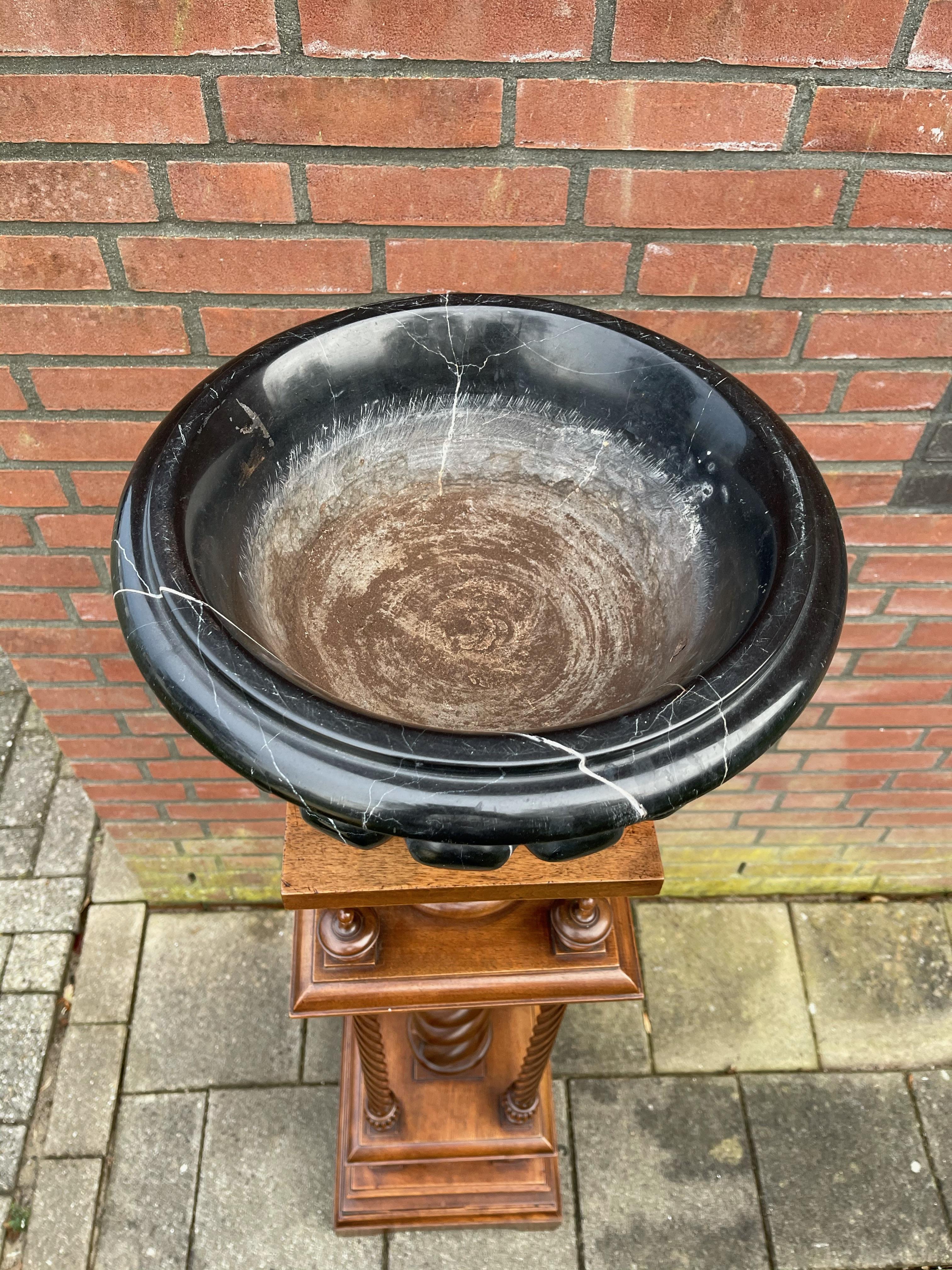 1970s Handcrafted Black Marquina Marble Table Centerpiece, Fruit Bowl or Planter For Sale 8