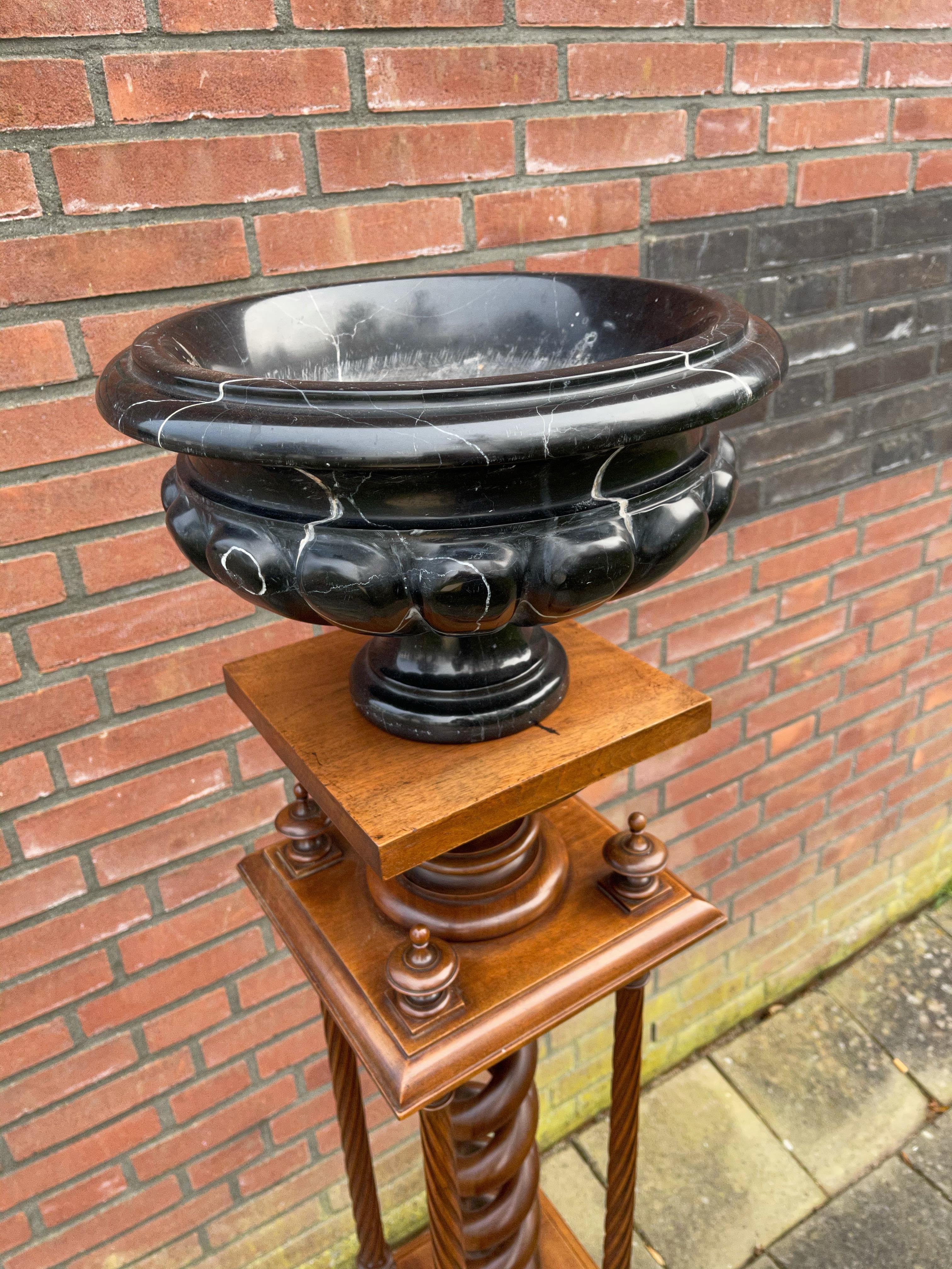 Polished 1970s Handcrafted Black Marquina Marble Table Centerpiece, Fruit Bowl or Planter For Sale