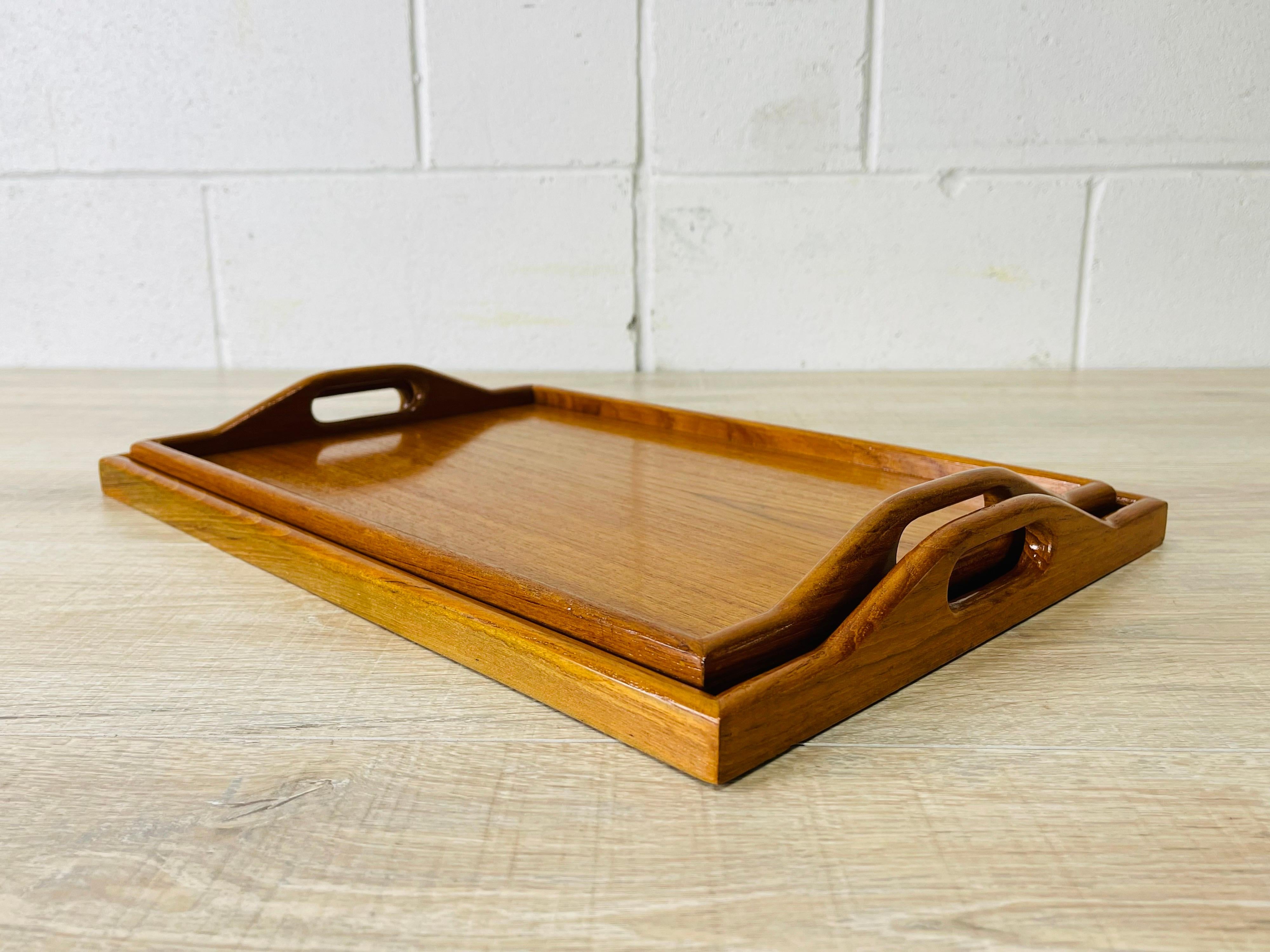 1970s Handled Teak Serving Trays, Pair For Sale 3