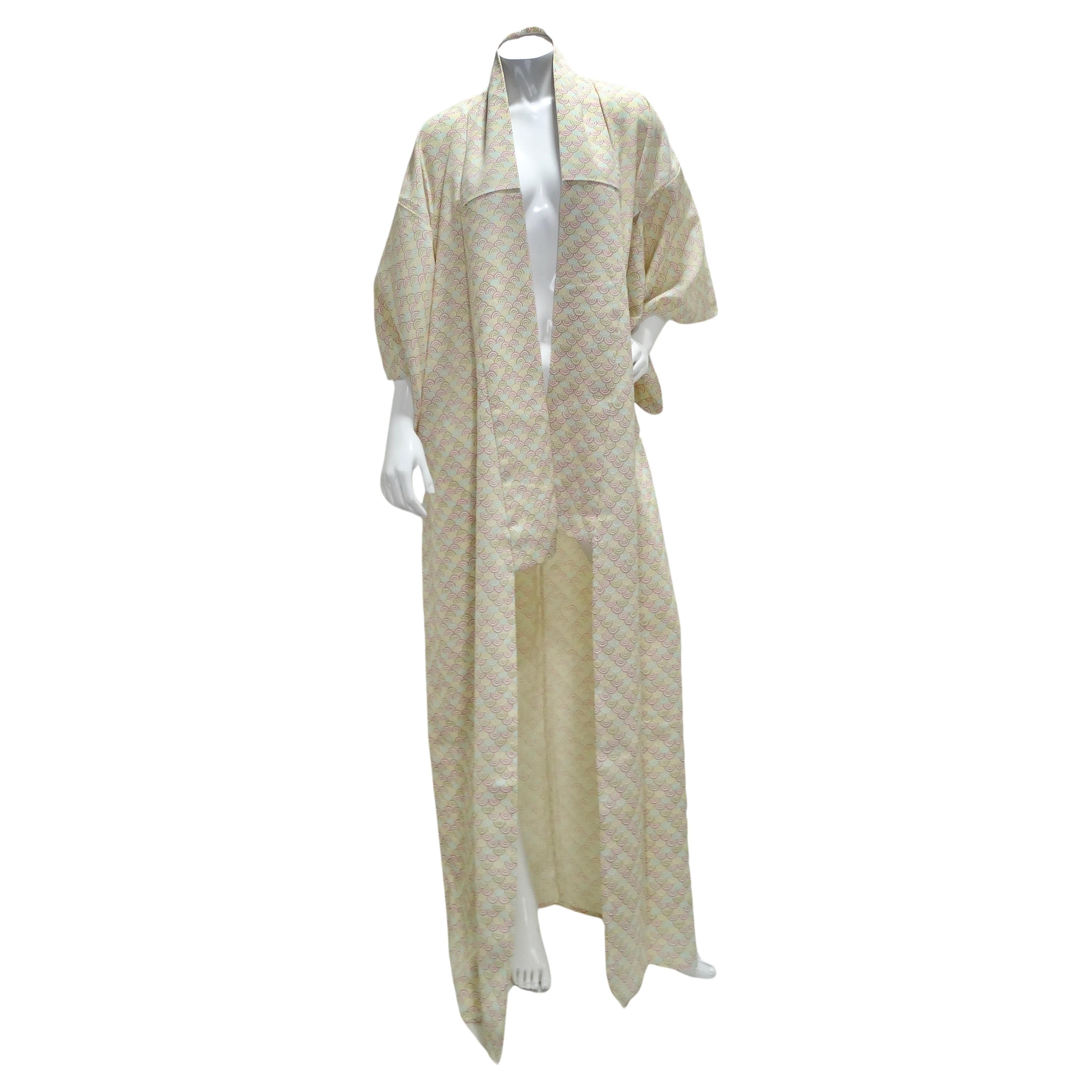 1970er Handgefertigter Japanischer Elfenbeinfarbener Langer Kimono im Angebot
