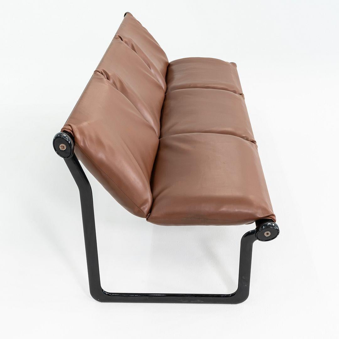 Sofá sin brazos Hannah Morrison for Knoll de cuero marrón de los años 70 Estadounidense en venta