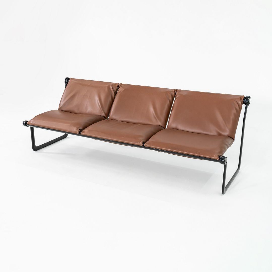 Sofá sin brazos Hannah Morrison for Knoll de cuero marrón de los años 70 en Bueno estado para la venta en Philadelphia, PA
