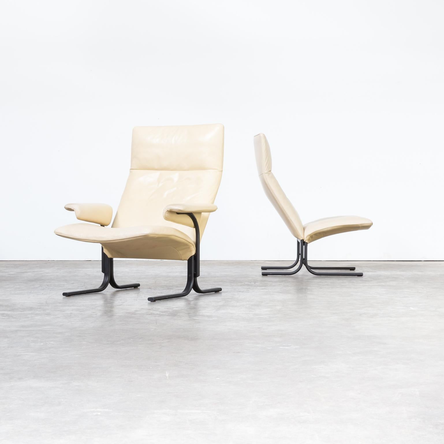 1970s Hans Eichenberger ‘DS 2030’ lounge fauteuils for De Sede. Good vintage condition, wear consistent with age and use.