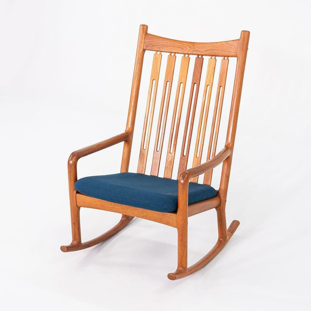Moderno Sedia a dondolo in teak anni '70 Hans Olsen per Juul Kristensen, Danimarca in vendita