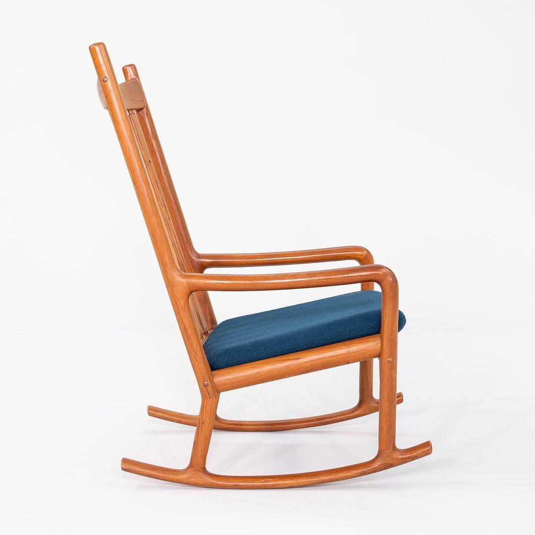 Fine XX secolo Sedia a dondolo in teak anni '70 Hans Olsen per Juul Kristensen, Danimarca in vendita