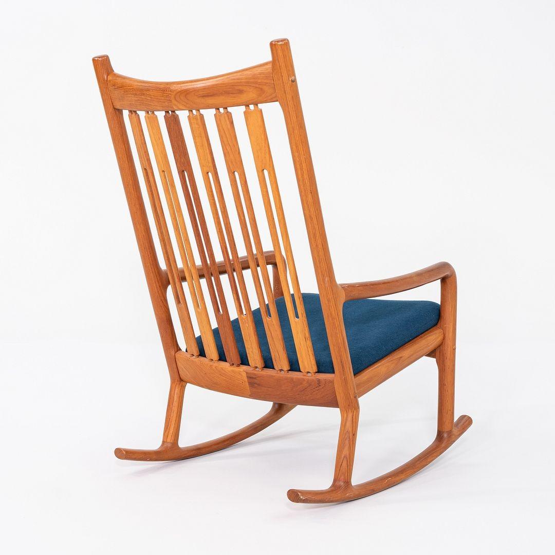 Tessuto Sedia a dondolo in teak anni '70 Hans Olsen per Juul Kristensen, Danimarca in vendita