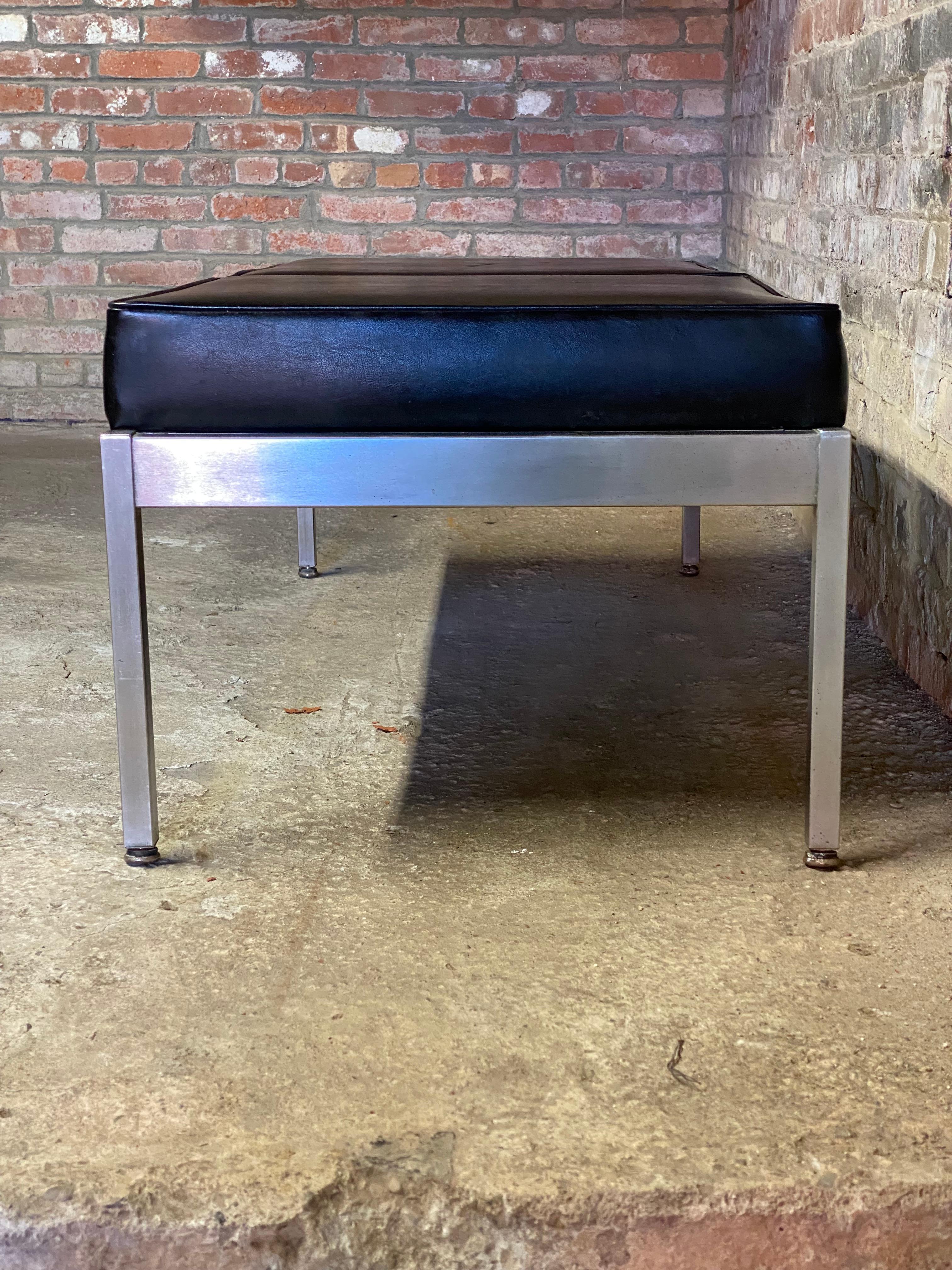 1970s Harter Black Vinyl and Steel Double Seat Bench In Good Condition In Garnerville, NY