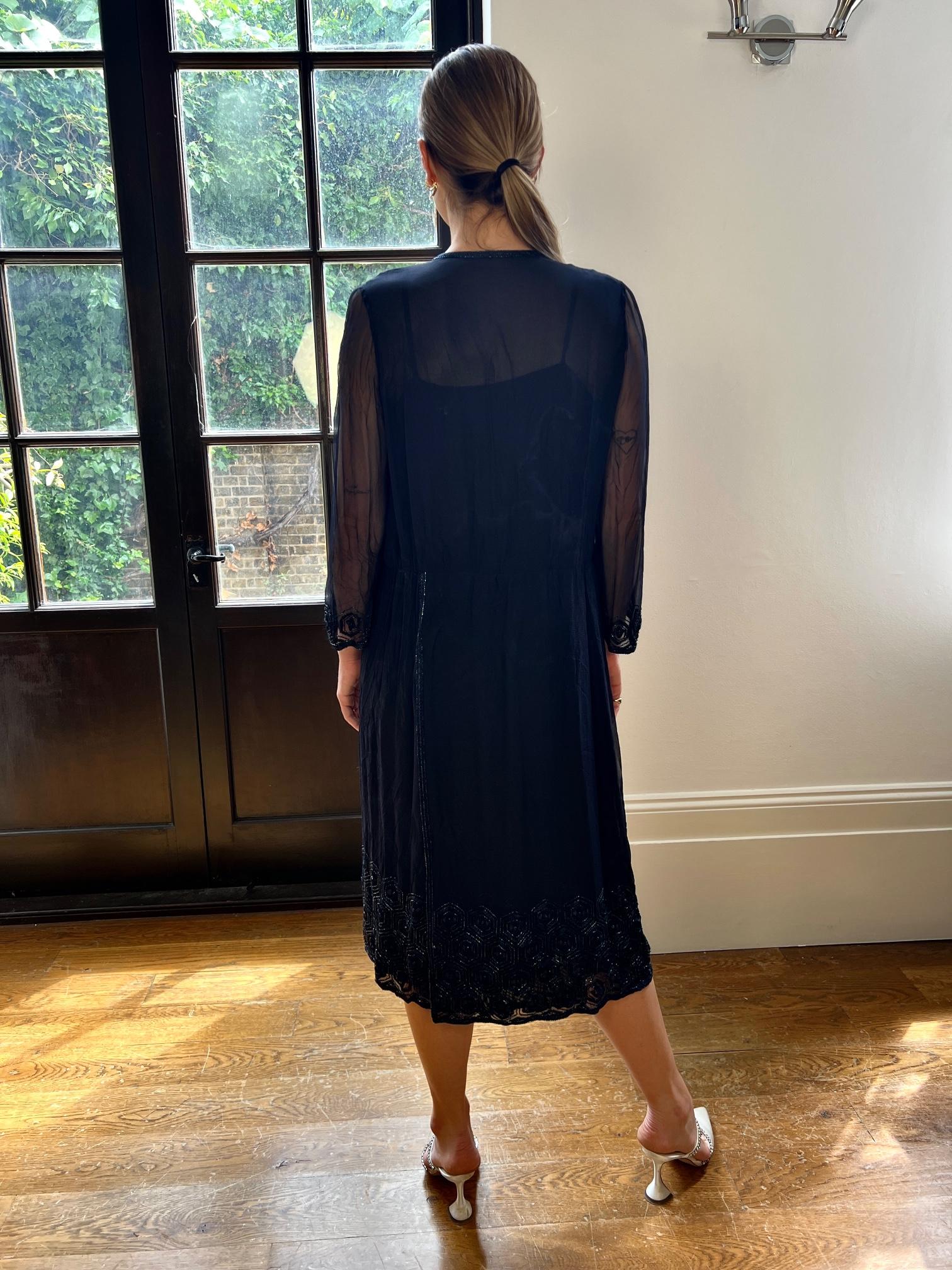 Haute Couture anni '70: vestito di seta e giacca di perline in stile marinaro in vendita 1