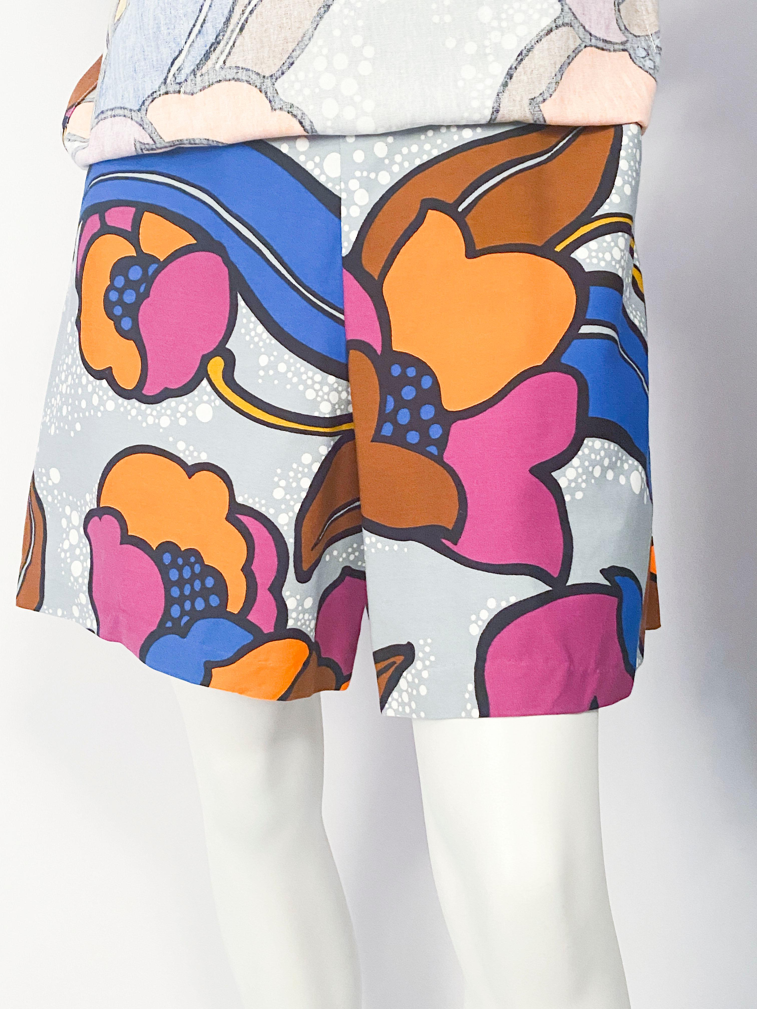 1970s Hawaiian Floral Printed Cotton Skort Dress In Good Condition For Sale In San Francisco, CA