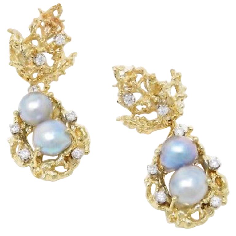1970s Heavy 1.50 Carat VS Diamond Free-Form Tahitian Pearl Dangle Earrings For Sale