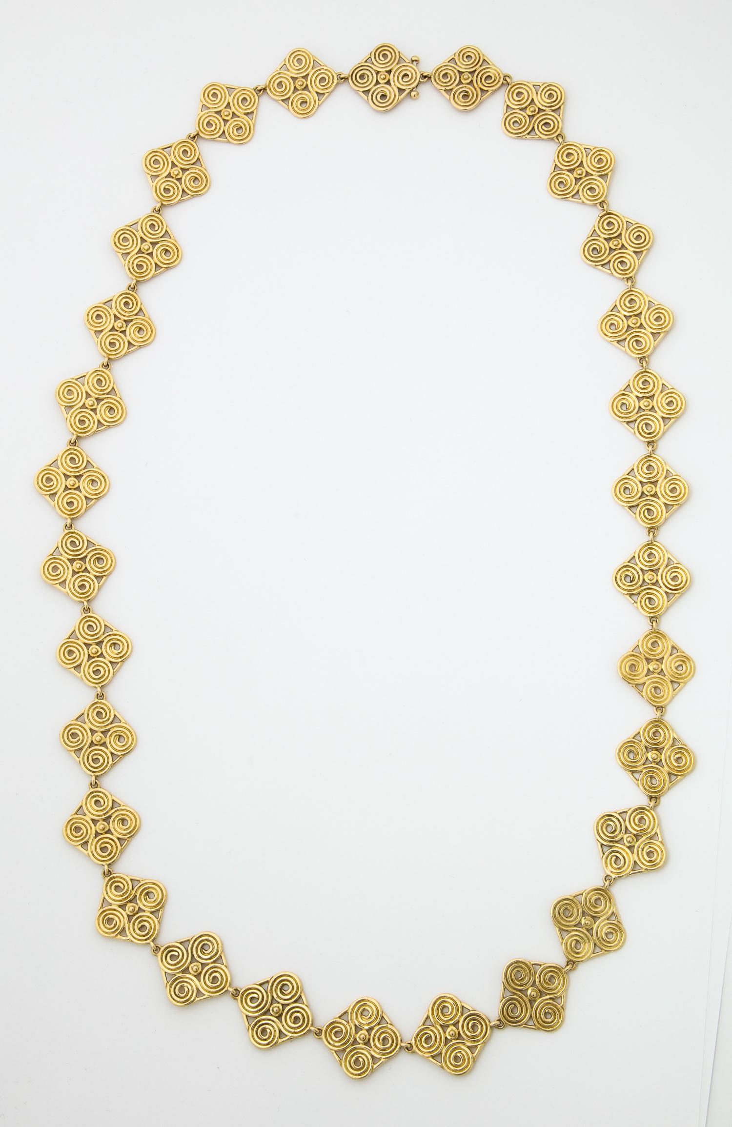 Women's or Men's 1970s Heavy Open Swirl Link Long Gold Chain Necklace with Clasp