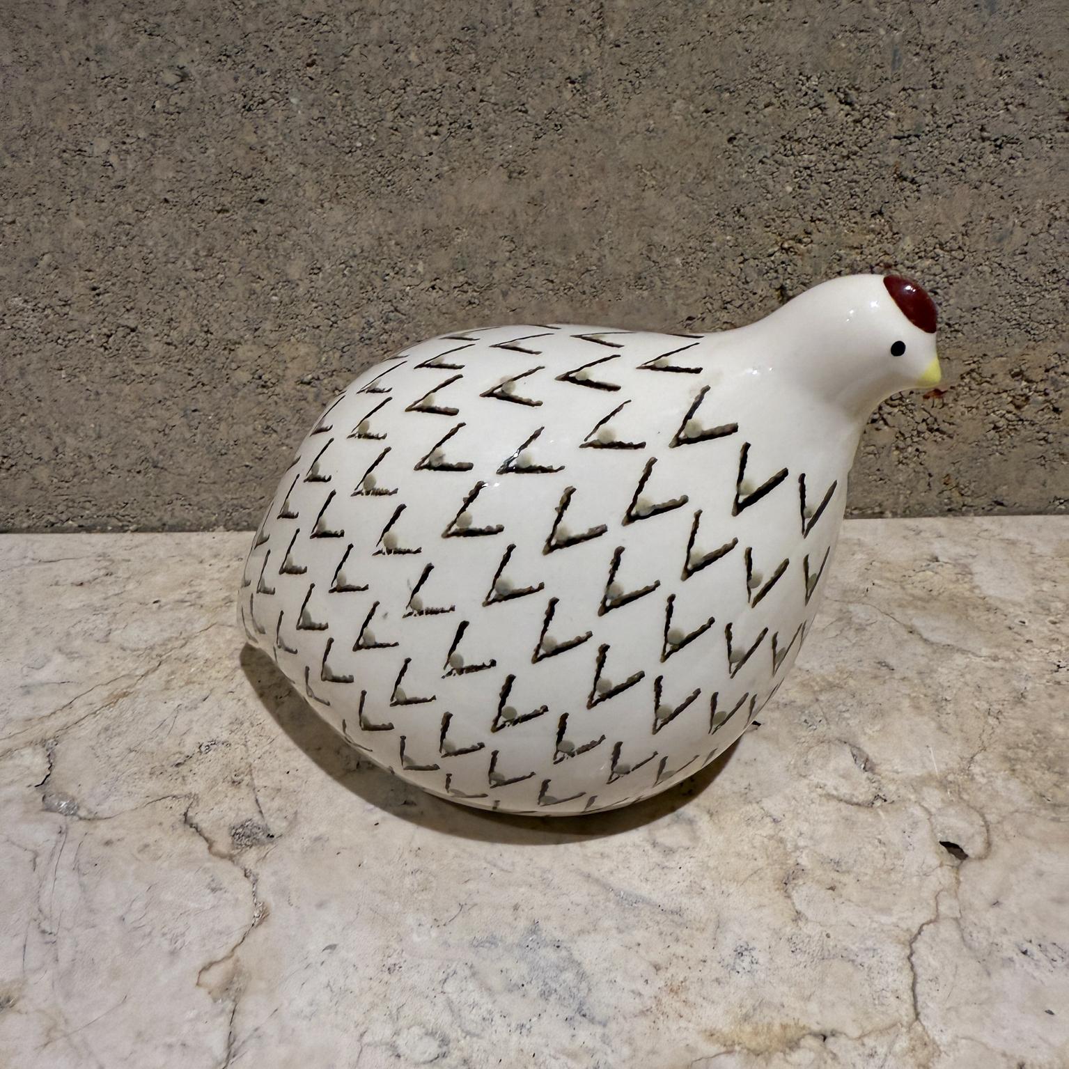 Francese 1970 Heidi Caillard Ceramica a mano Quaglia Caille Lussan Francia in vendita