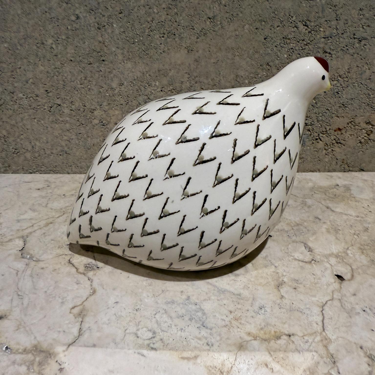 1970 Heidi Caillard Ceramica a mano Quaglia Caille Lussan Francia In condizioni buone in vendita a Chula Vista, CA