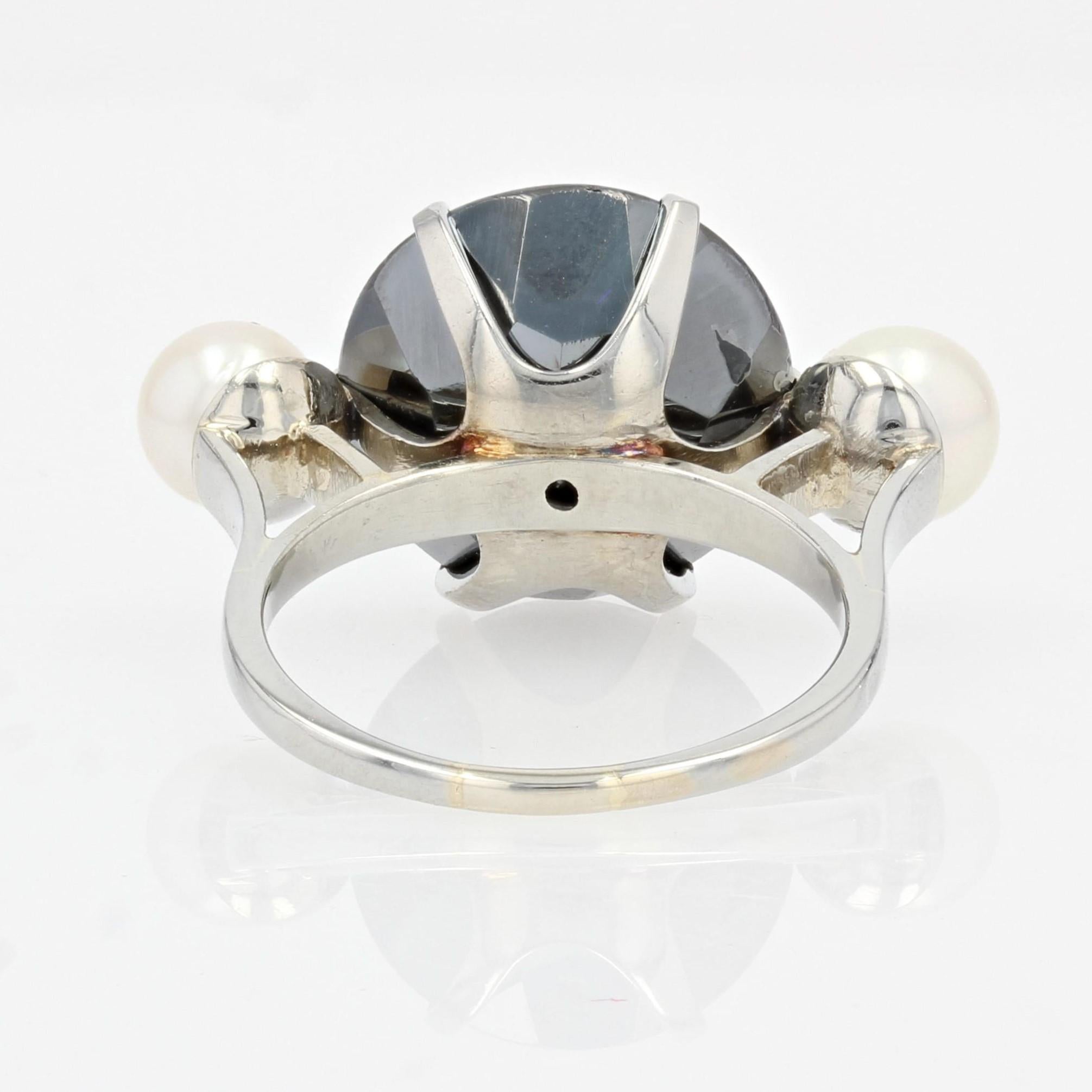 1970s Hematite Cultured Pearl 18 Karat White Gold Cocktail Ring For Sale 9