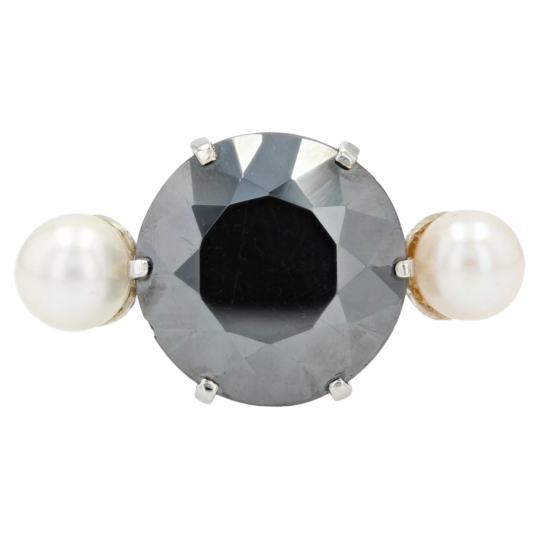 1970s Hematite Cultured Pearl 18 Karat White Gold Cocktail Ring For Sale