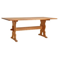 Mesa de comedor de caballete de roble Henning Kjaernulf de los años 70