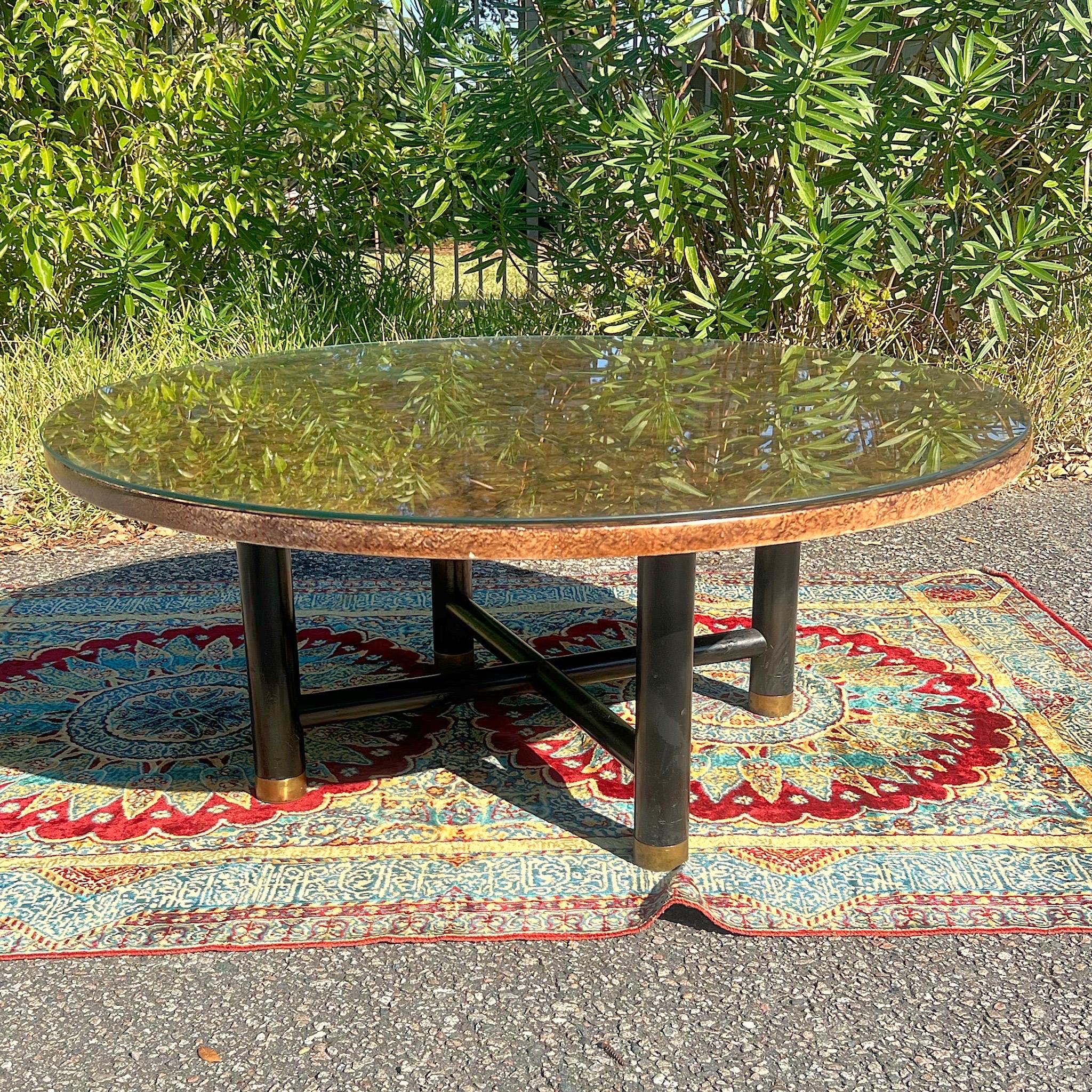 1970’s Henredon Faux Tortoise Shell Round Coffee Table For Sale 4