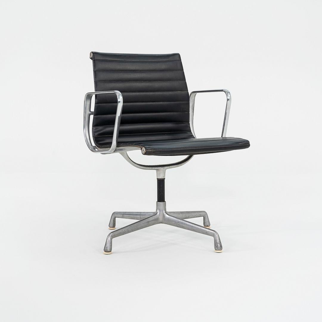 Late 20th Century 1970s Herman Miller Aluminum Management Side Chairs in Black Naugahyde For Sale