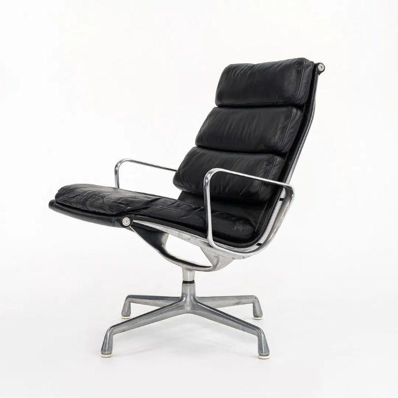 Late 20th Century 1970s Herman Miller Eames Aluminum Group Pad Lounge Chair in Leather Model EA216 For Sale