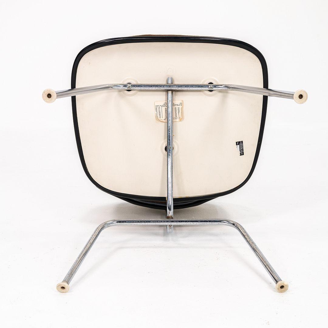 Vetroresina Sedia Herman Miller DCMU degli anni '70 con tessuto Alexander Girard Hopsack marrone in vendita