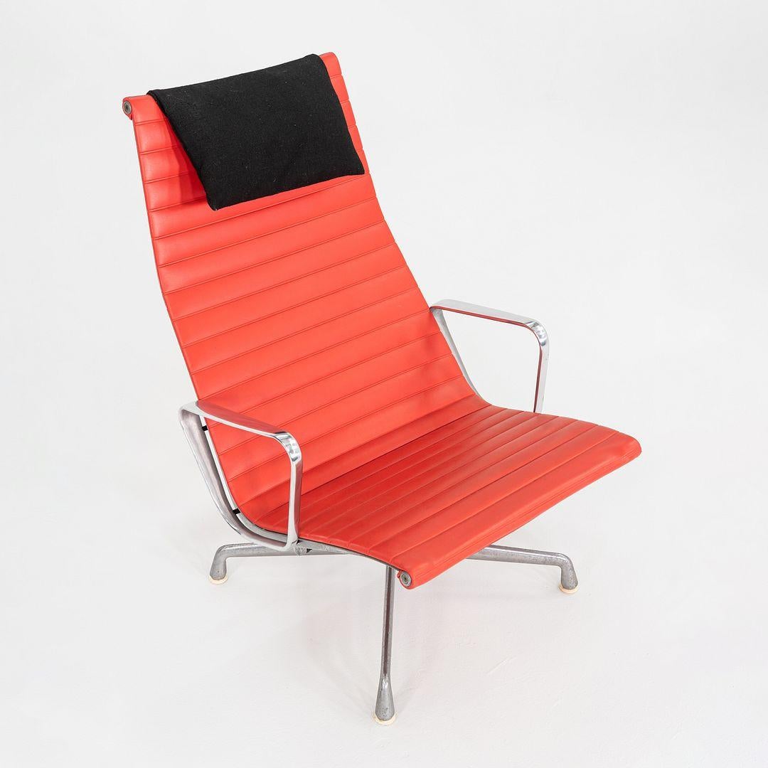 1970s Herman Miller Eames Lounge Chair in Red Naugahyde with Black Fabric Pillow For Sale 4