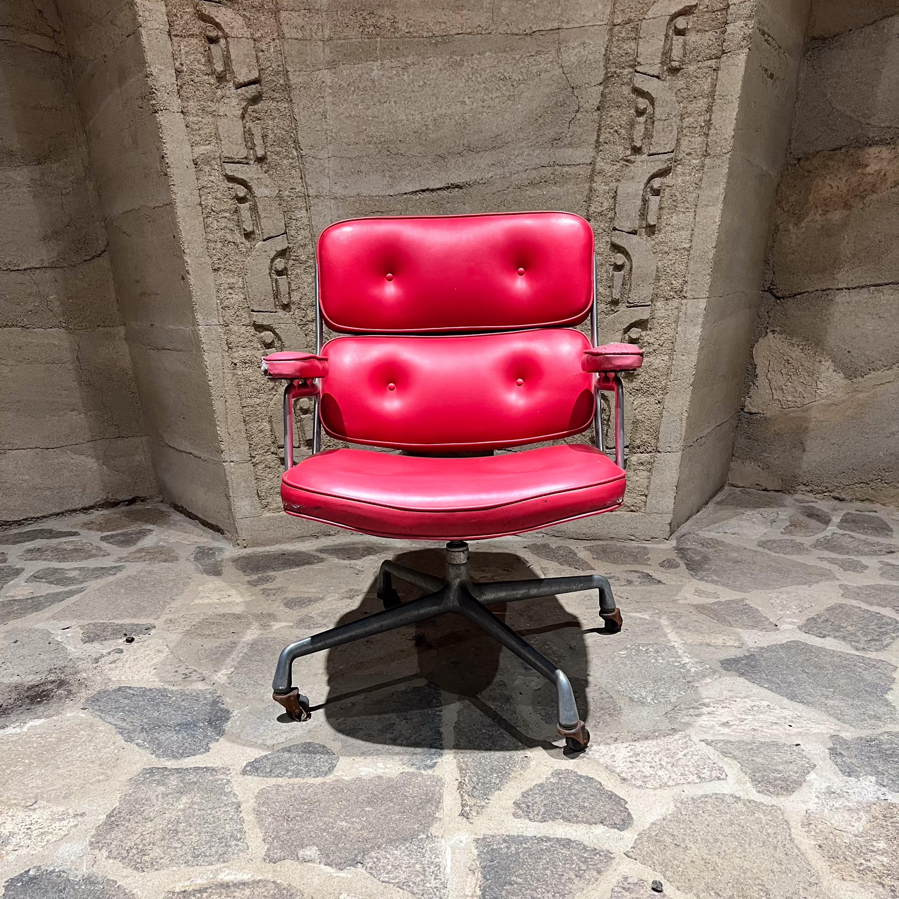 1970s Herman Miller Eames Red Time Life Executive Office Chair 1