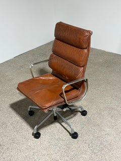 1970 Herman Miller Eames Soft Pad Chair (chaise à coussin souple)