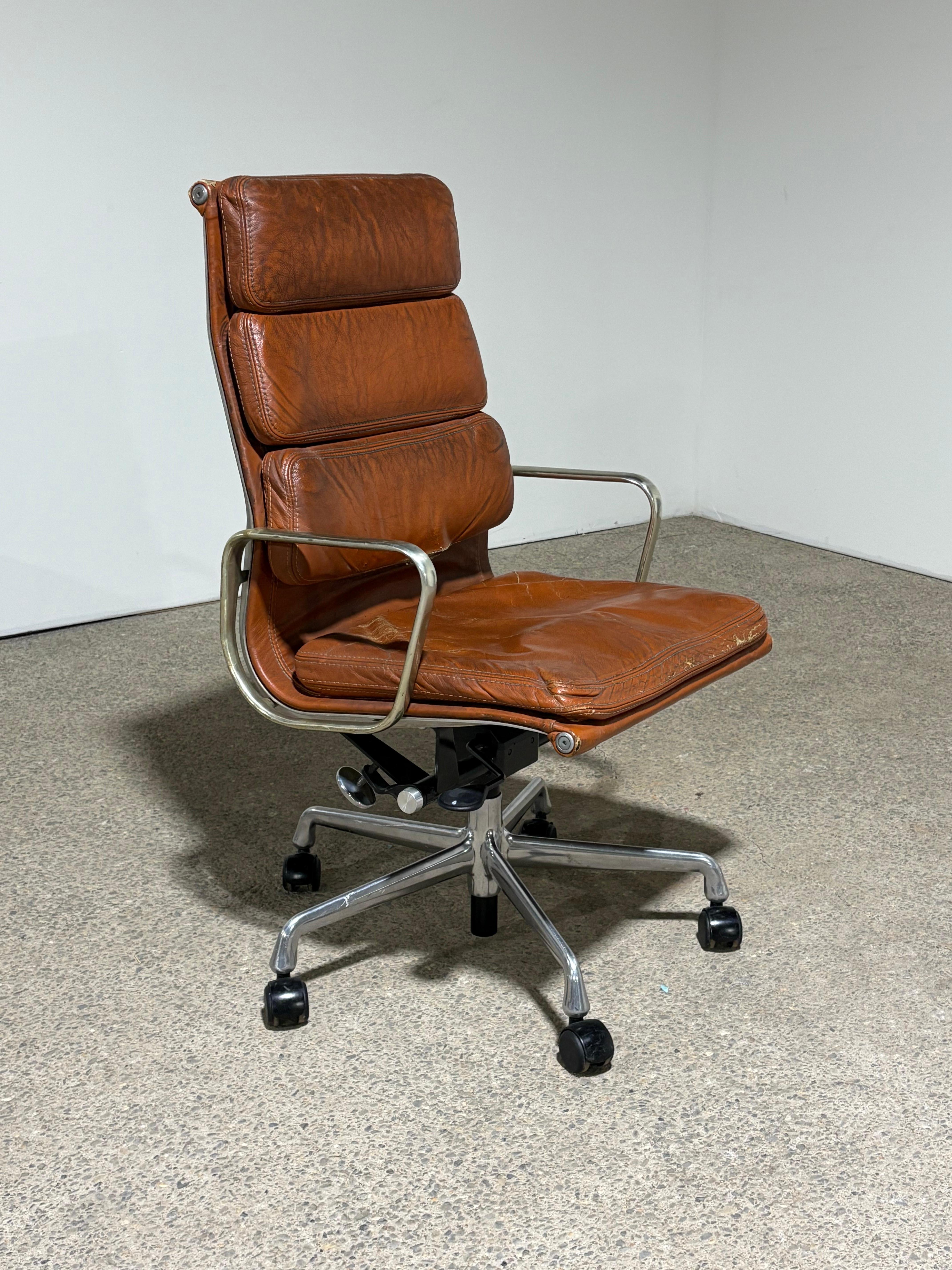 American 1970s Herman Miller Eames Soft Pad Chair For Sale