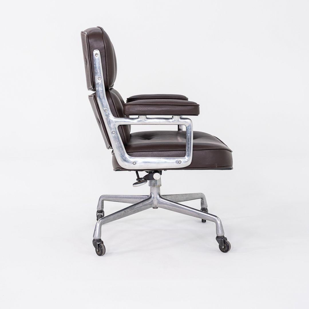 Aluminum 1970s Herman Miller Eames Time Life Chair in Brown Edelman Leather For Sale
