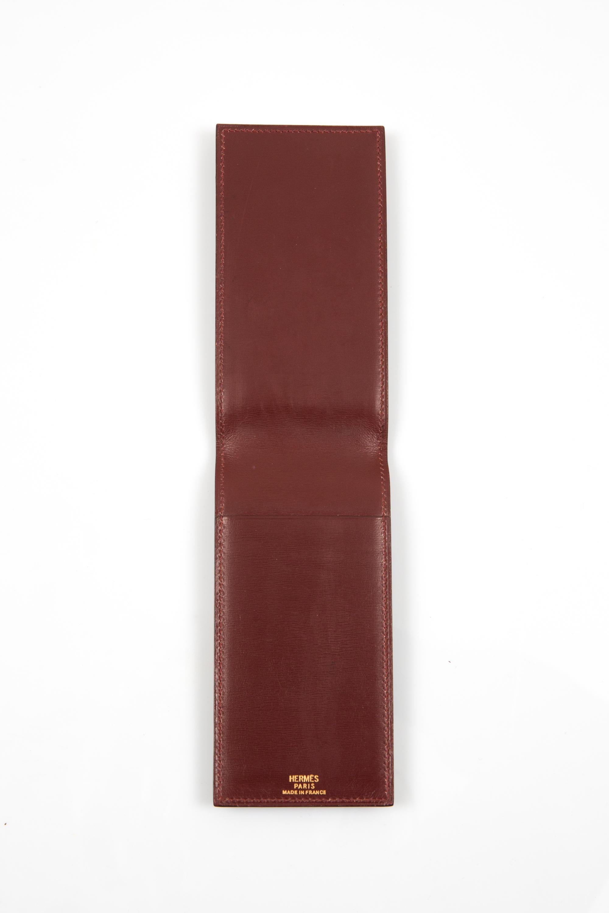 1970 Hermes Bordeaux Box Custodia in pelle per appunti In condizioni buone in vendita a Paris, FR