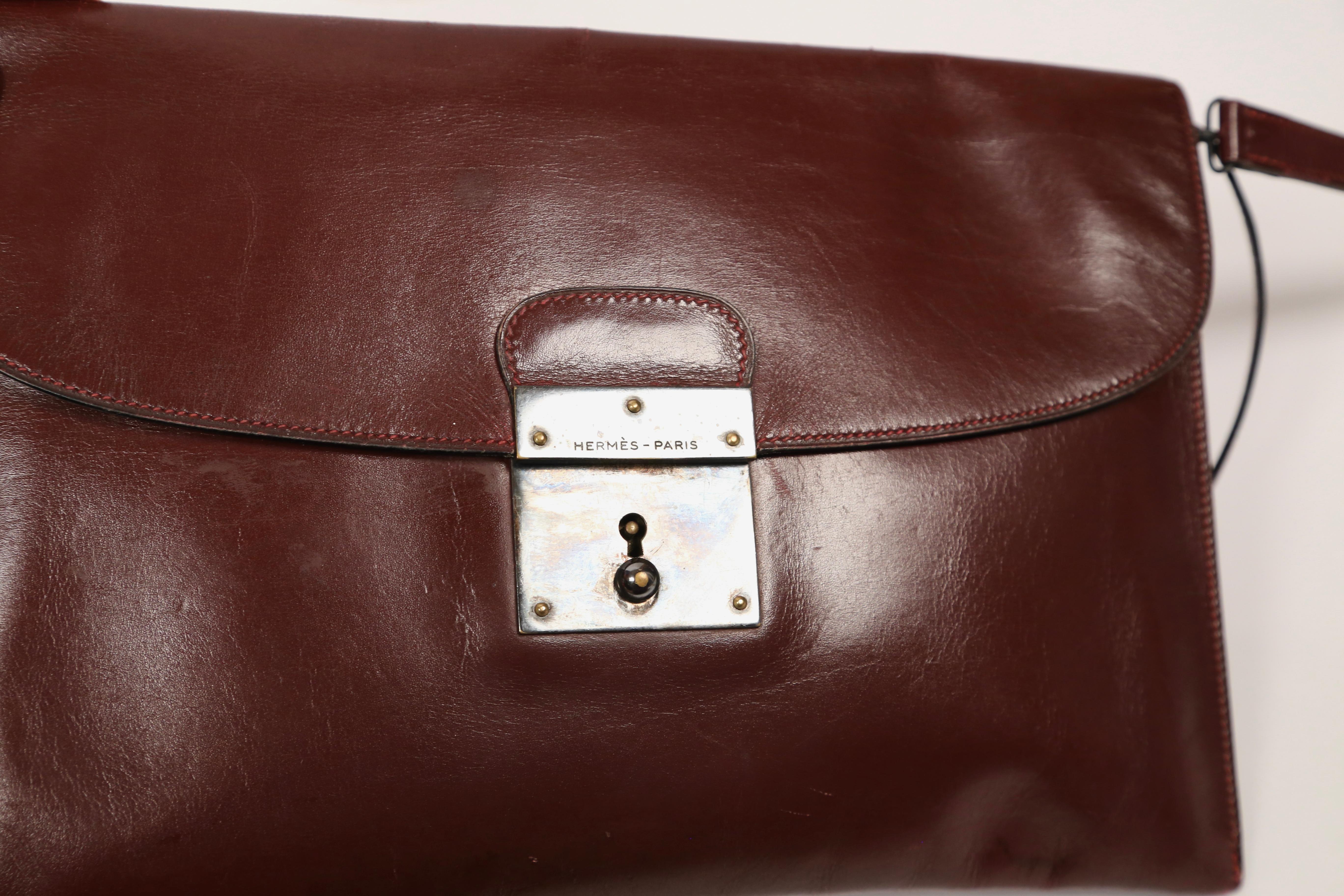1970's HERMES bordeaux box leather pochette clutch with wrist strap In Good Condition In San Fransisco, CA
