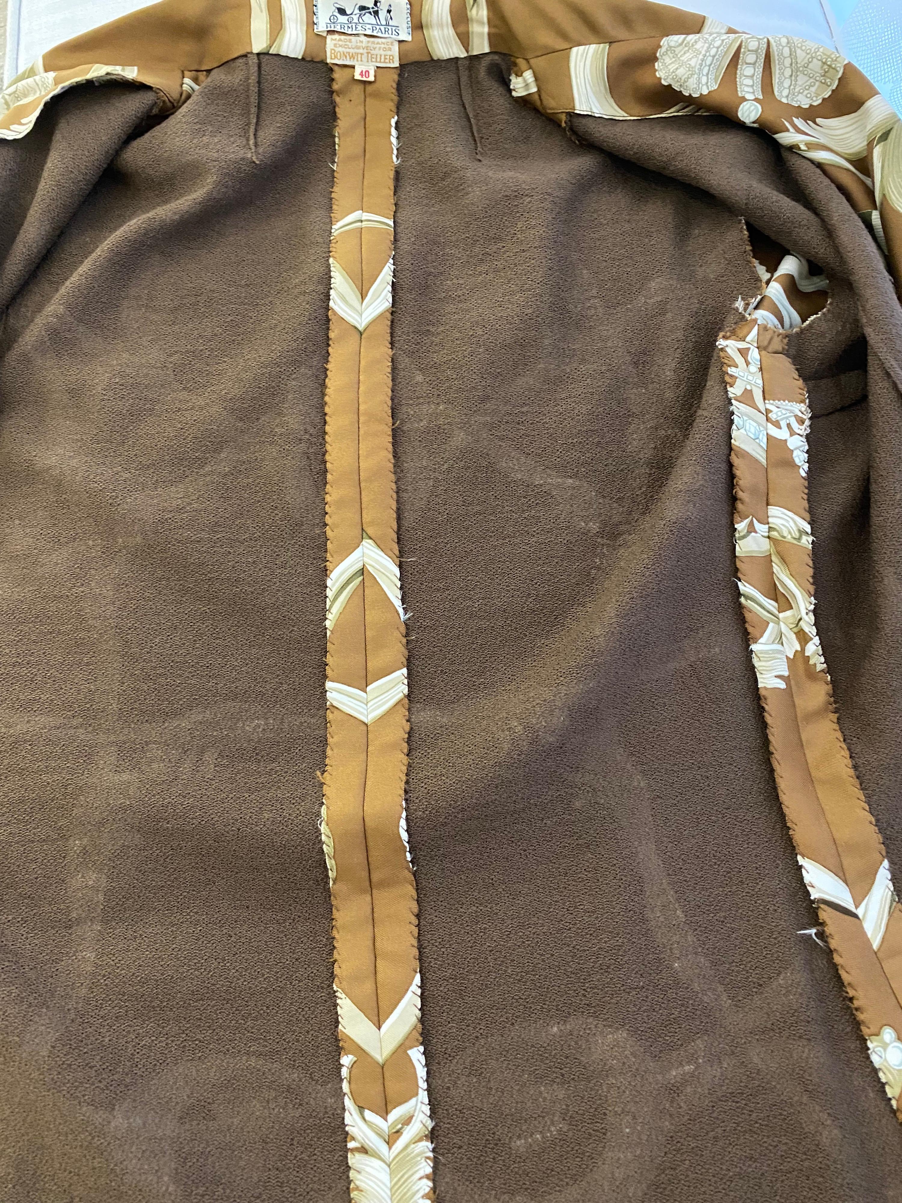 1970s HERMES Brown And creme Silk  Print Jacket  For Sale 4