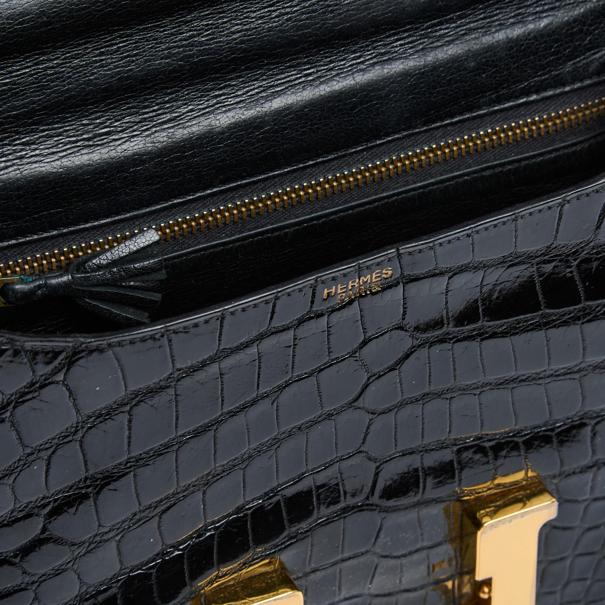 1970s Hermes Sac Constance Black Precious Leather Bag   For Sale 3