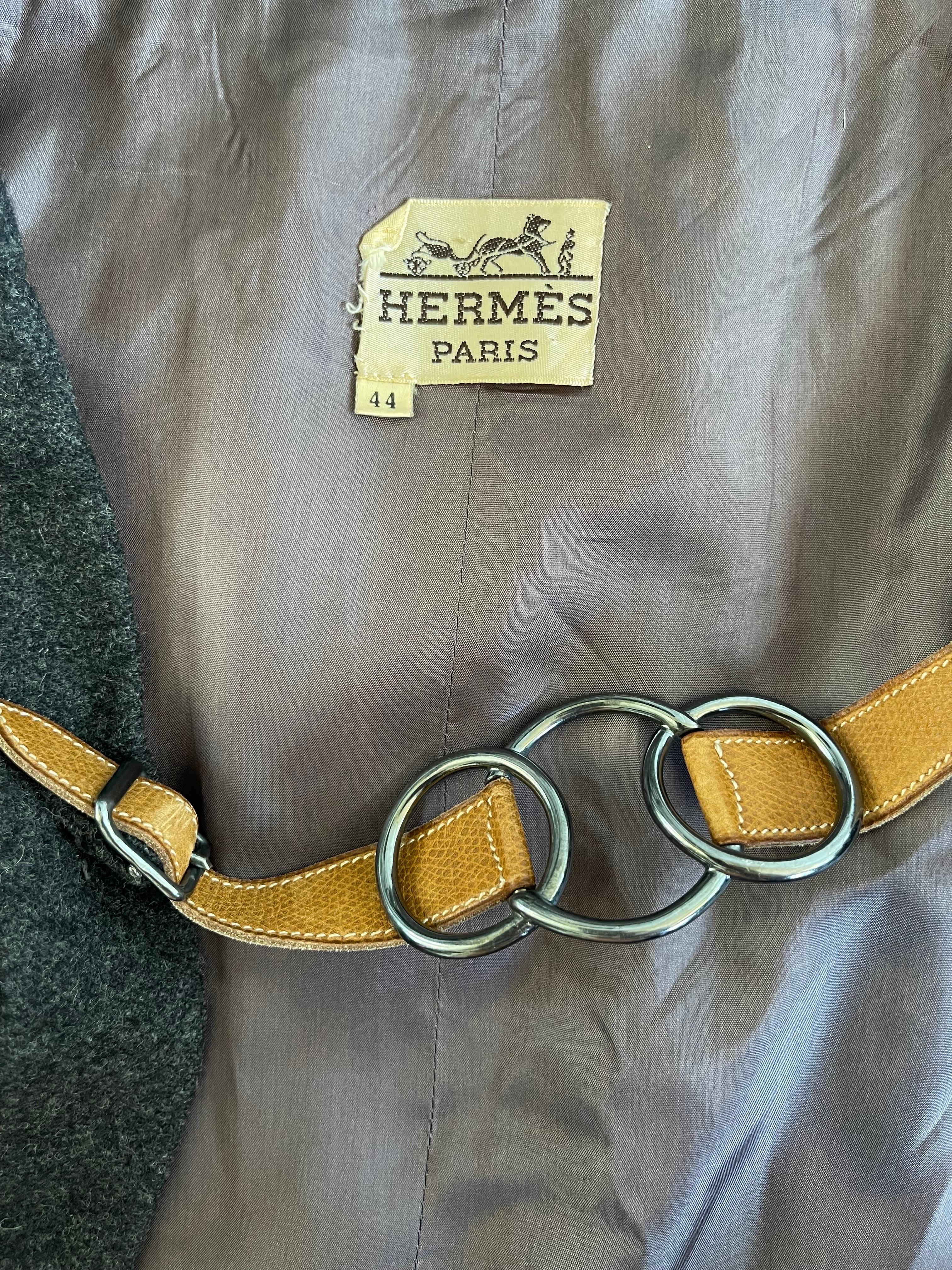 Jupe enveloppante en laine Hermes des années 1970 en vente 1