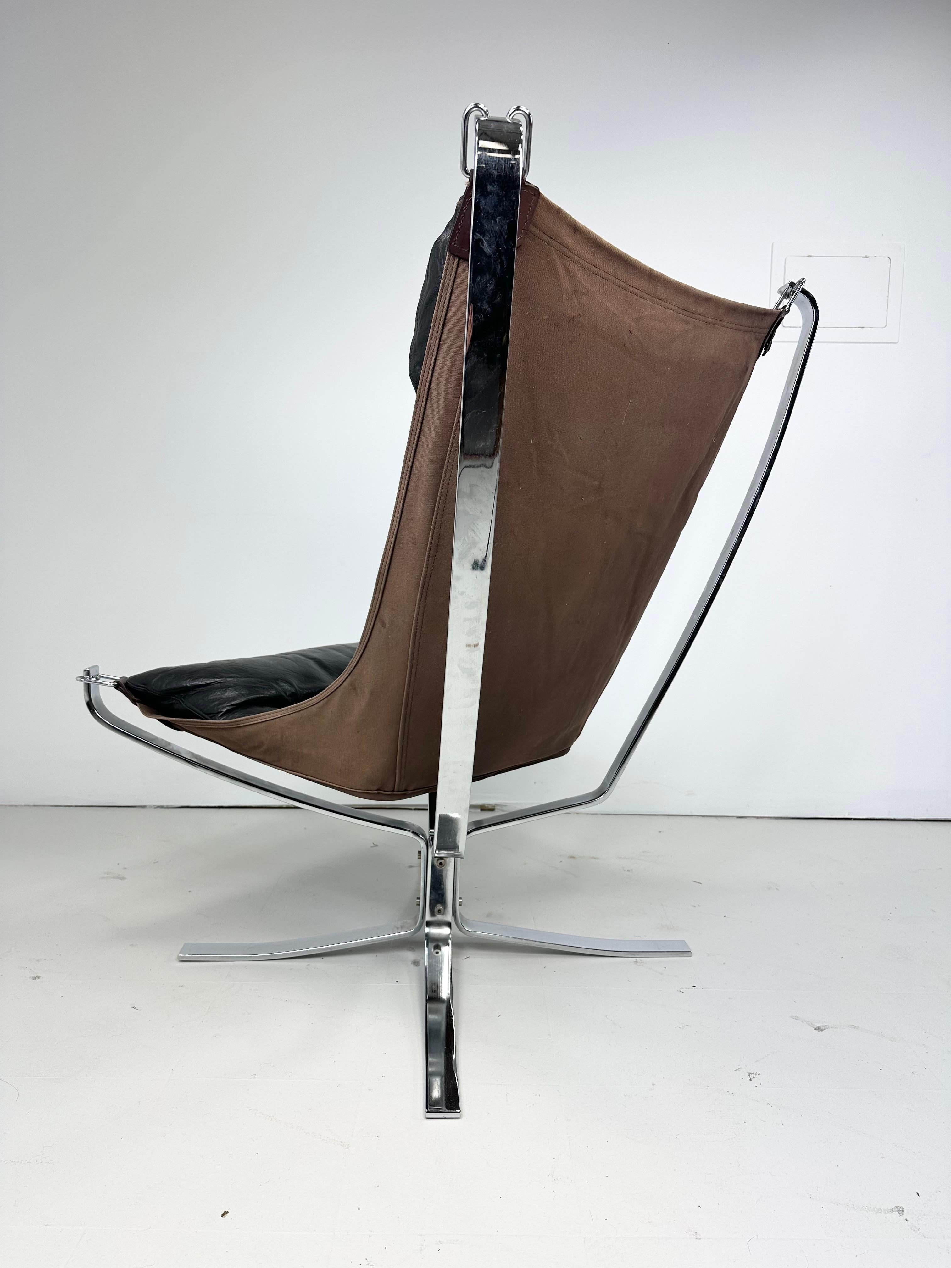 Falcon-Stuhl mit hoher Rückenlehne von Sigurd Ressel, 1970er Jahre (Norwegisch) im Angebot