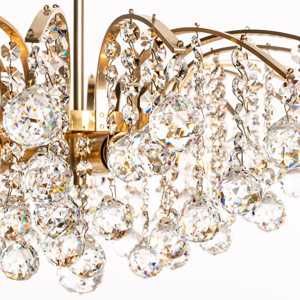 1970s High Quality Crystal Chandelier Attributed to Palwa In Good Condition For Sale In Amsterdam, NH