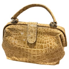 1970s High Quality Light B<rown Leather Italian Top Handle Bag