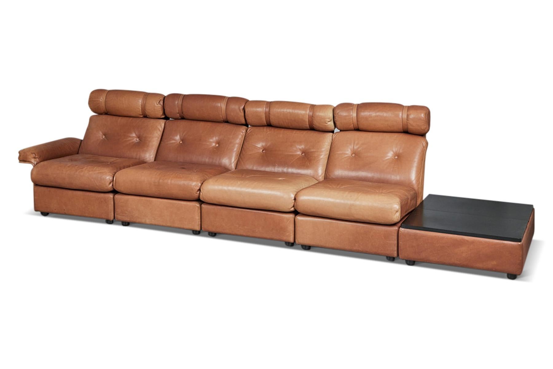 1970s Highback Leather Sectional Sofa in Cognac Buffalo Leather For Sale 5