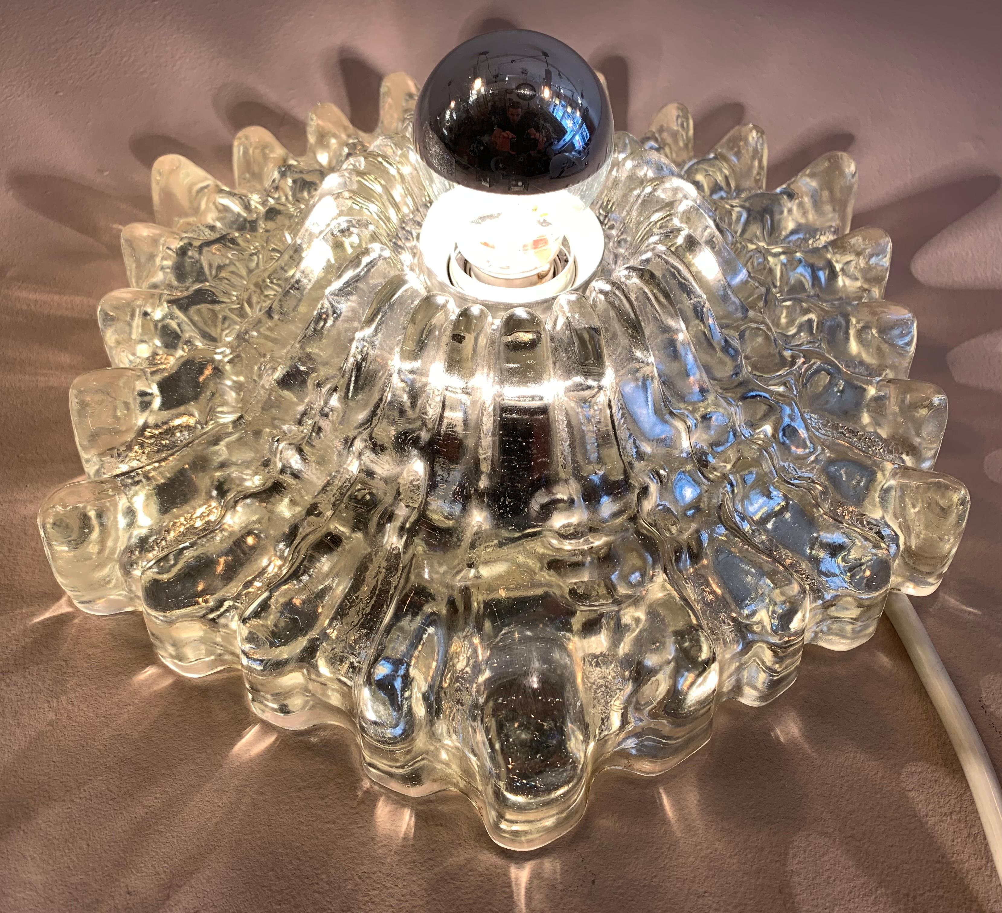 1970s Hillebrand Lighting Silver Glass Sunburst Wall Light or Sconce In Good Condition In London, GB