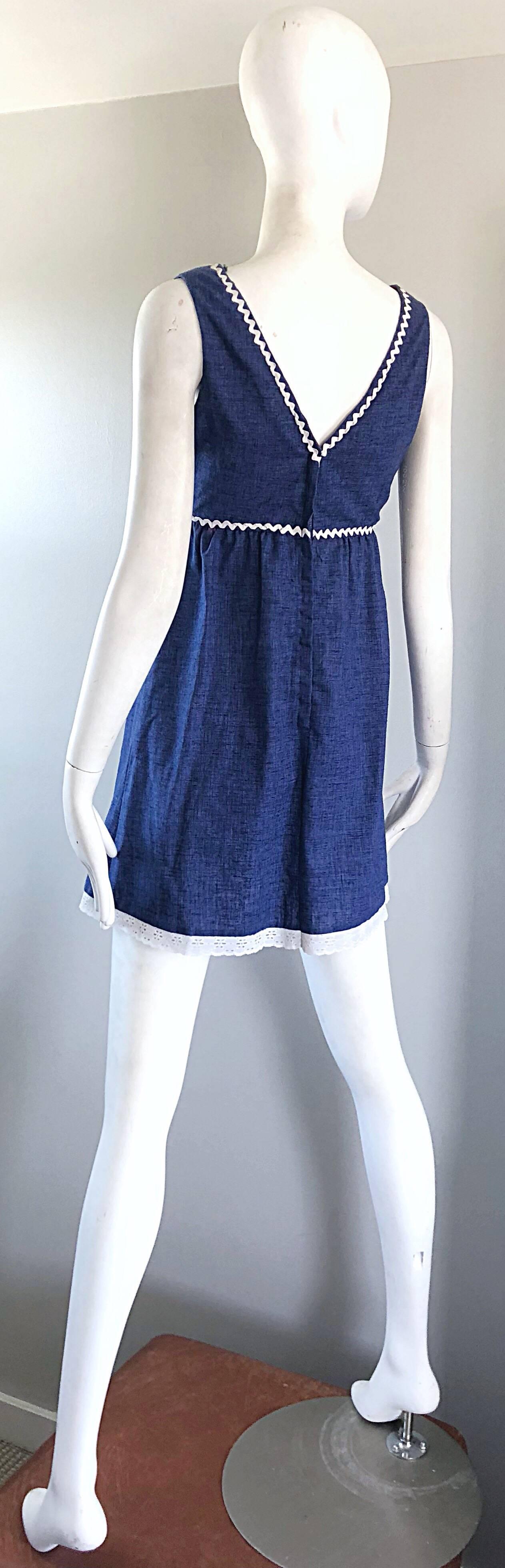 1970s Holly Hobbie Theme Red, White and Blue Denim Blue Jean 70s Mini Dress For Sale 4
