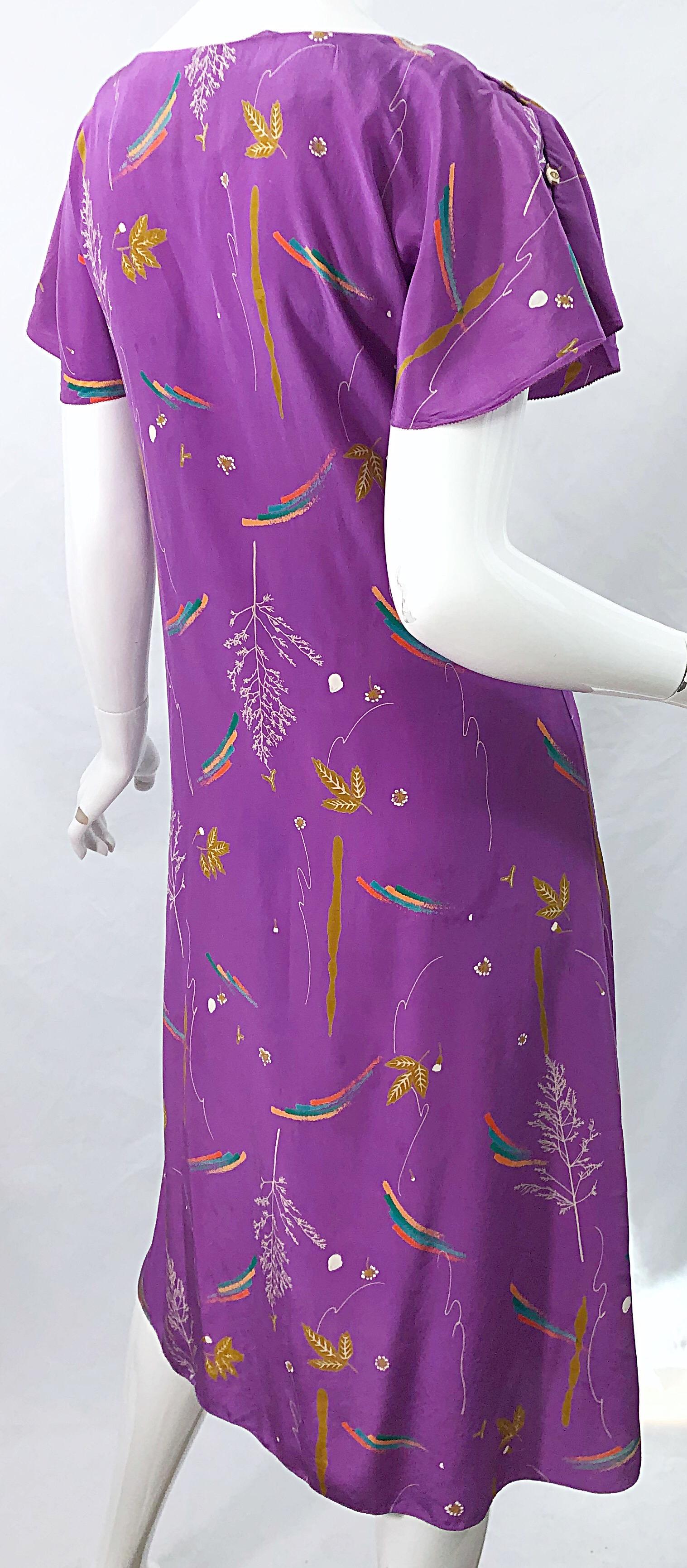 1970s Holly's Harp China Stencil Buttons Hand Painted Cold Shoulder Silk Dress For Sale 7