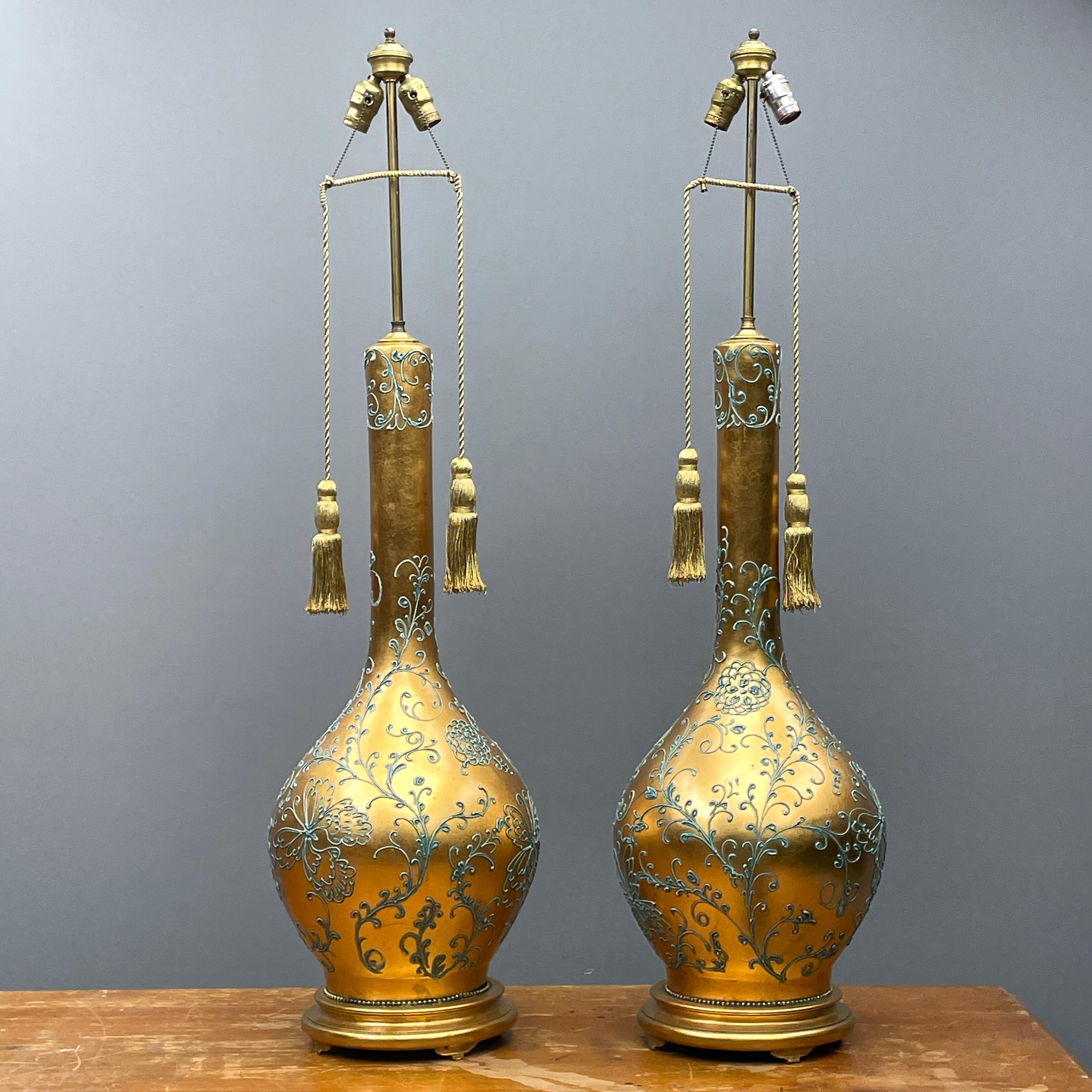 1970s Hollywood Gold Faux Gilt Tassels Monumental Table Lamps Glam Mont im Zustand „Relativ gut“ im Angebot in Hyattsville, MD