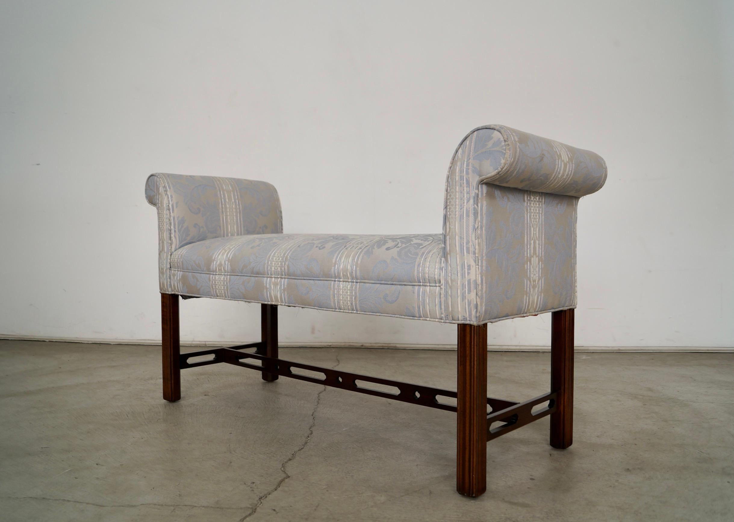 Banc Hollywood Regency des années 1970 en vente 5