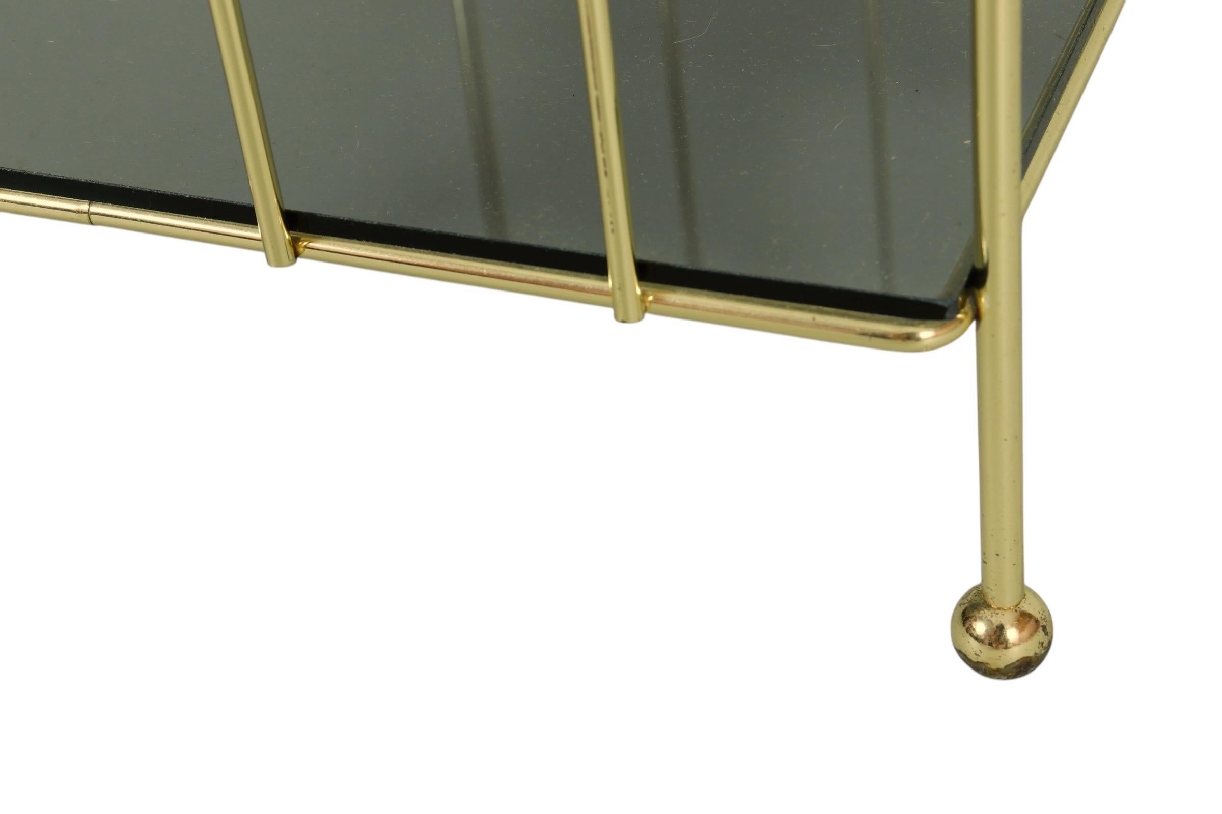 1970's Hollywood Regency Brass & Glass Etagere Shelves For Sale 3