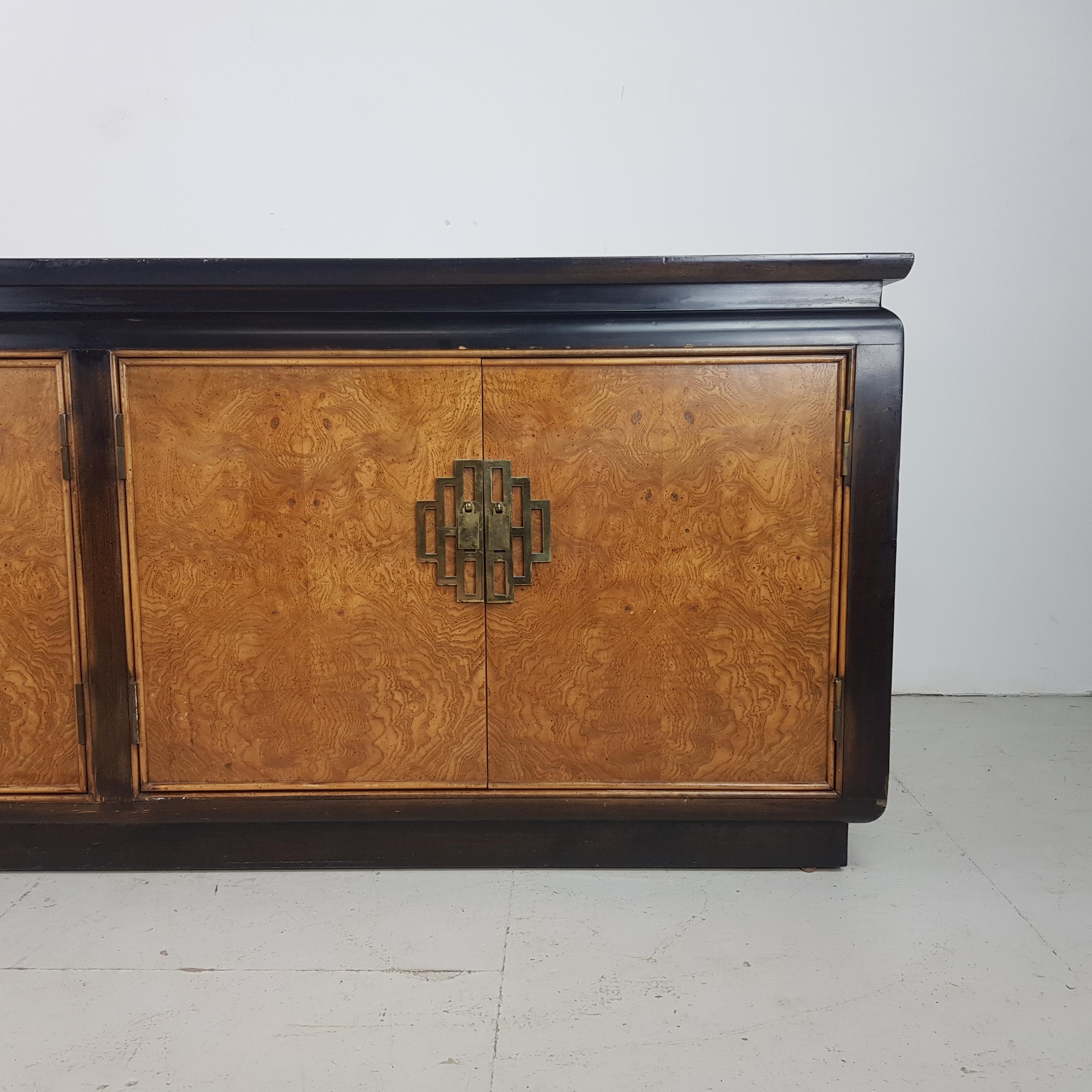 20th Century 1970s Hollywood Regency Century Furniture Black Lacquer and Burl Wood Sideboard For Sale