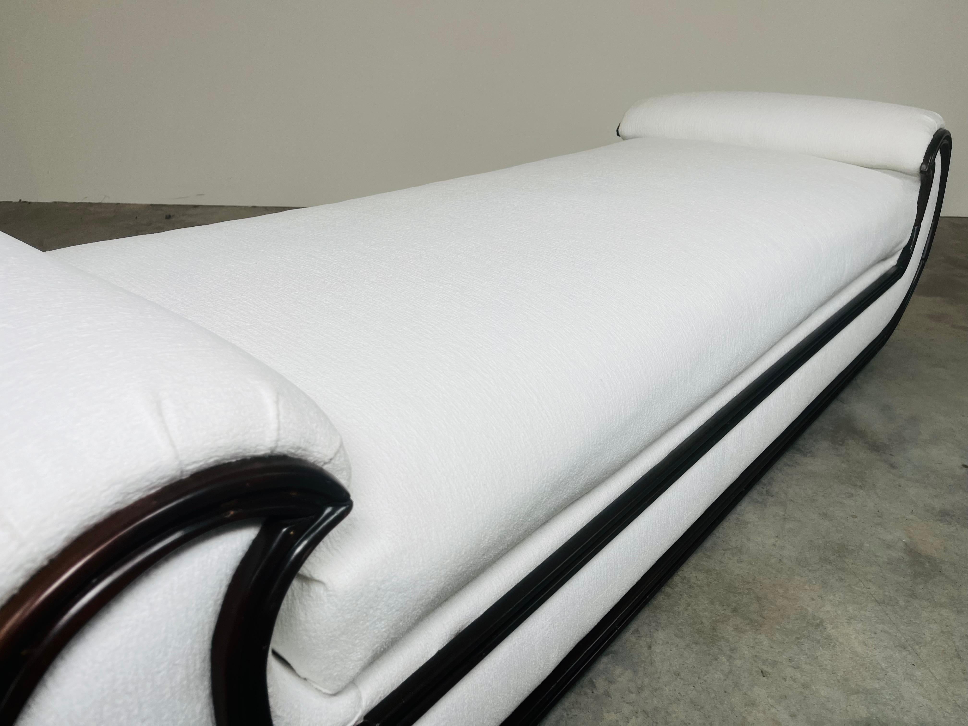 20th Century 1970's Hollywood Regency Chaise Lounge or Daybed by Vivai del Sud, Italy For Sale