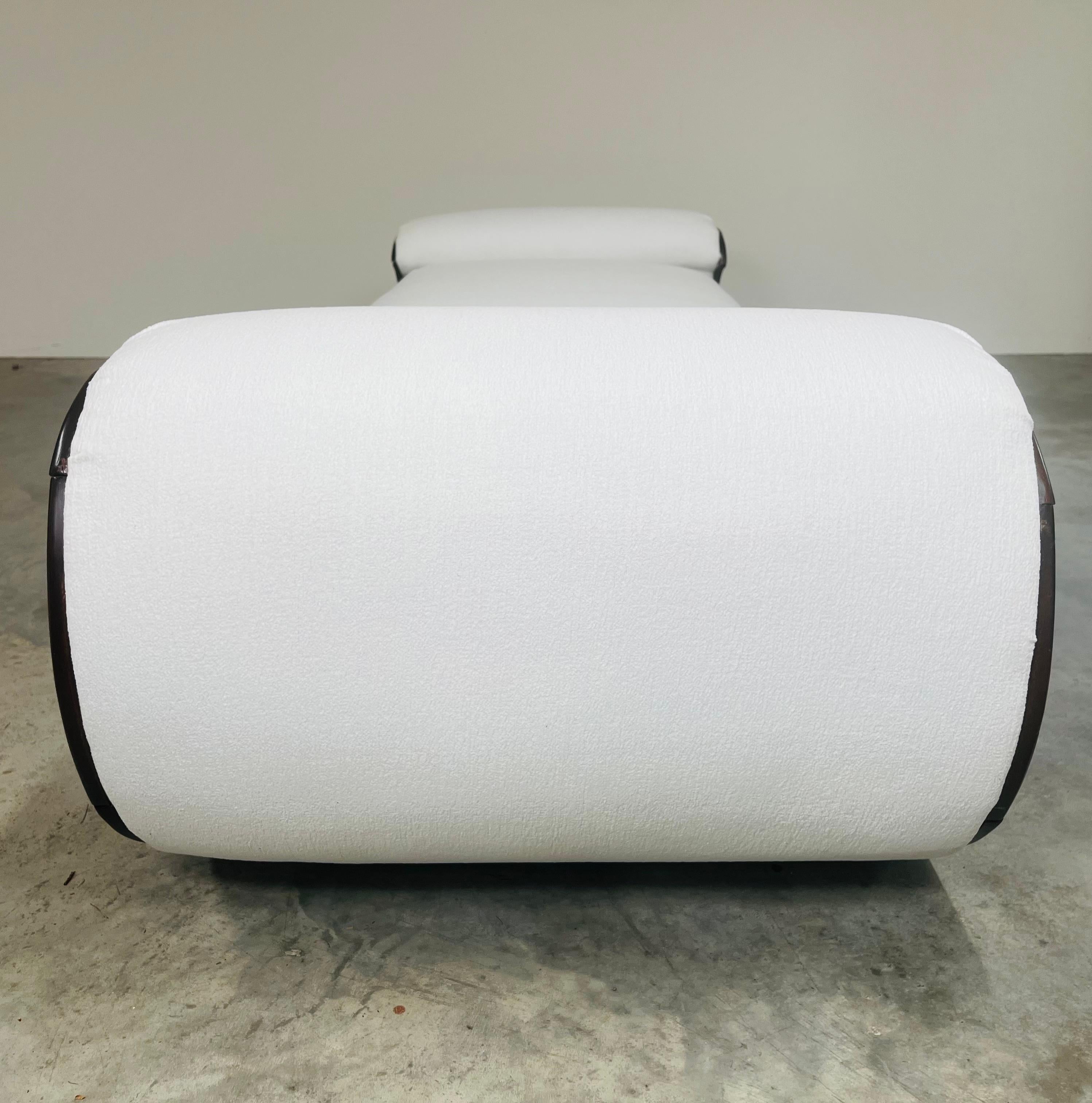 Upholstery 1970's Hollywood Regency Chaise Lounge or Daybed by Vivai del Sud, Italy For Sale