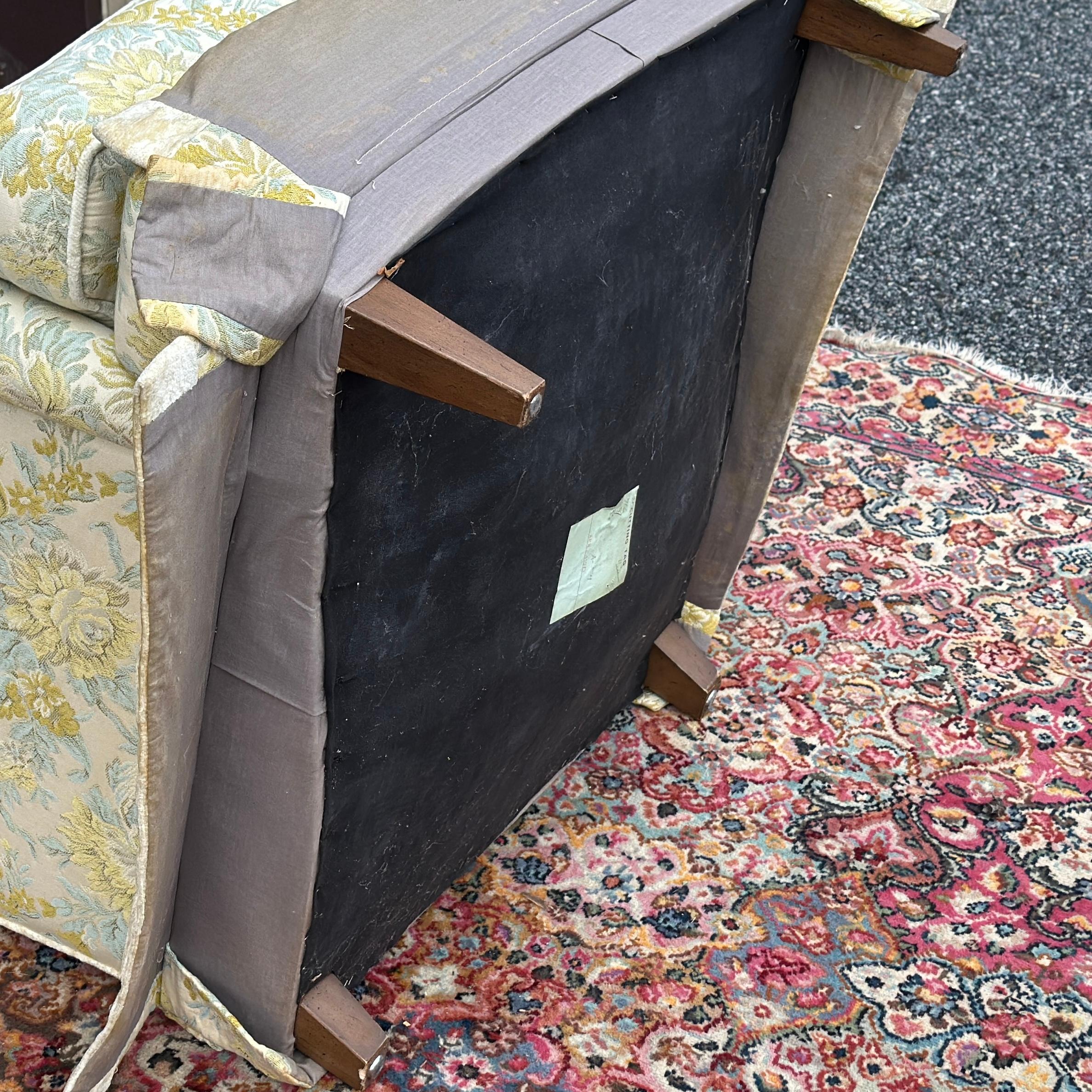 Sillón Hollywood Regency de los años 70 por Tomlinson Furniture en venta 6